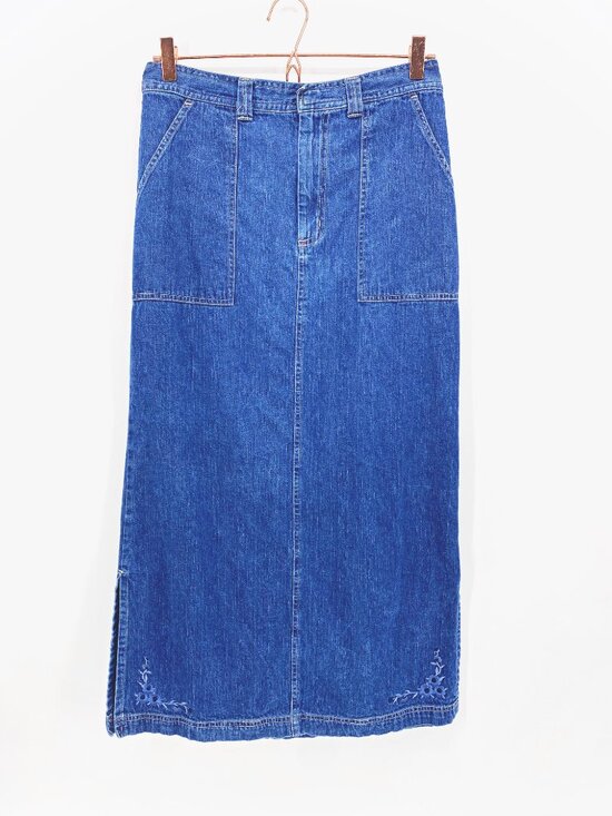 Vintage Dresses & Skirts - White Stag Vintage Embroidered Denim Midi Skirt